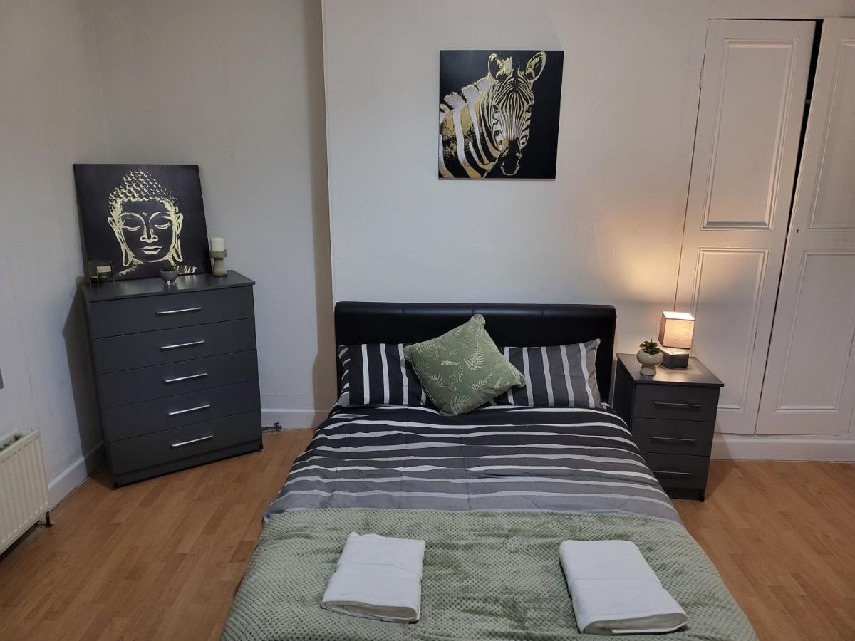 Mcf Short Stay Accommodation - Handsworth Бирмингам Екстериор снимка