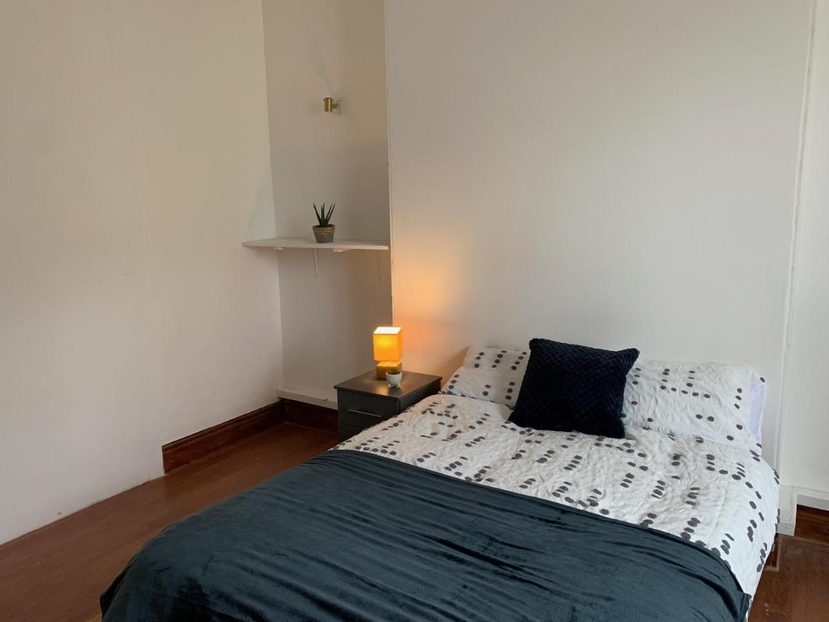 Mcf Short Stay Accommodation - Handsworth Бирмингам Екстериор снимка