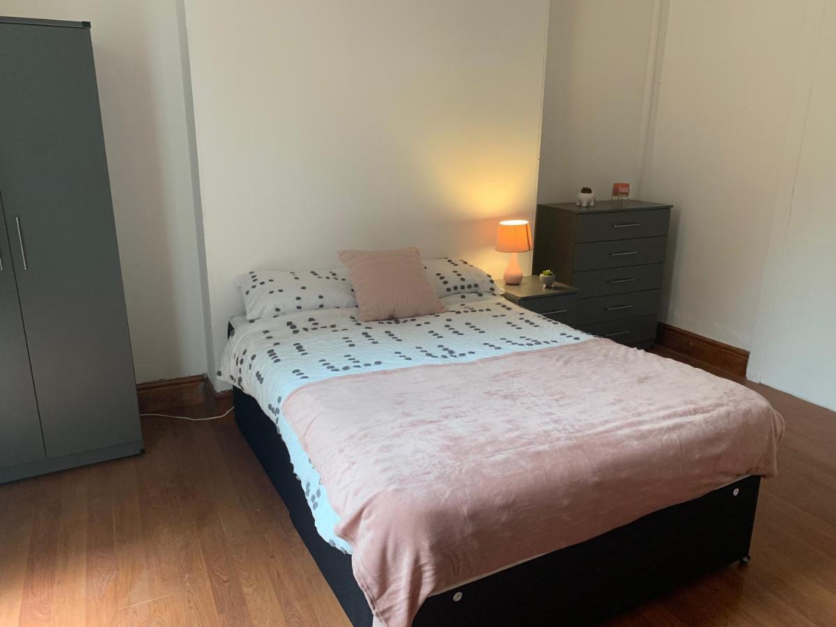 Mcf Short Stay Accommodation - Handsworth Бирмингам Екстериор снимка