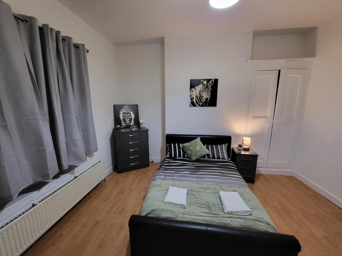 Mcf Short Stay Accommodation - Handsworth Бирмингам Екстериор снимка