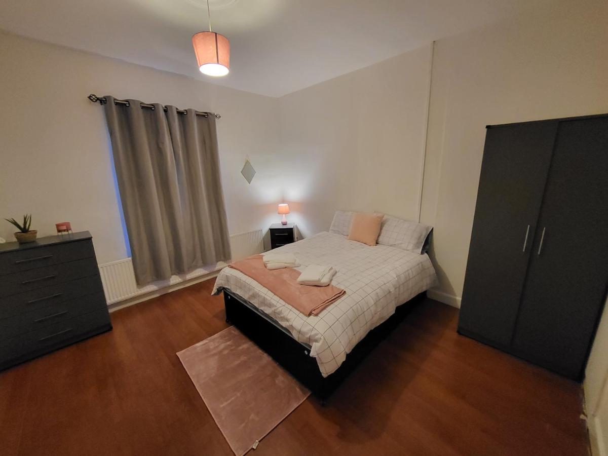 Mcf Short Stay Accommodation - Handsworth Бирмингам Екстериор снимка