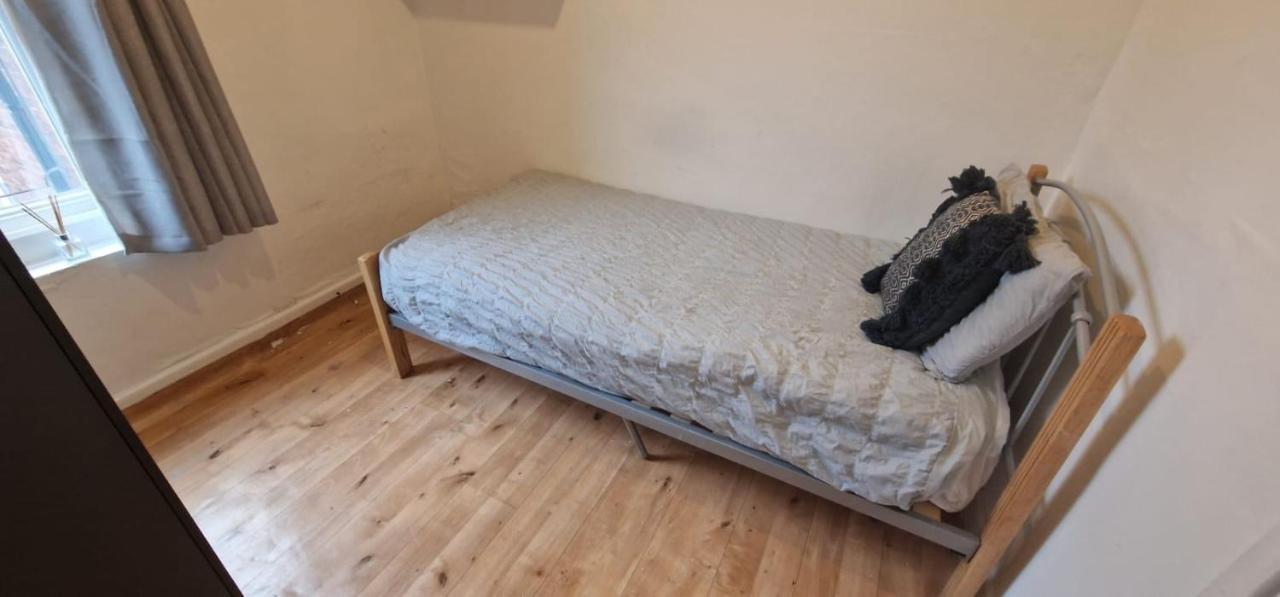 Mcf Short Stay Accommodation - Handsworth Бирмингам Екстериор снимка